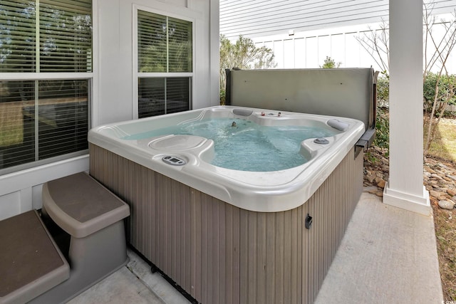 view of patio featuring a hot tub