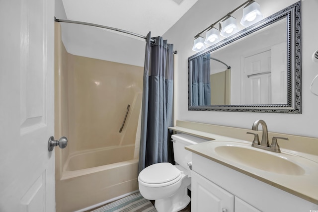 full bathroom with toilet, vanity, and shower / bath combo