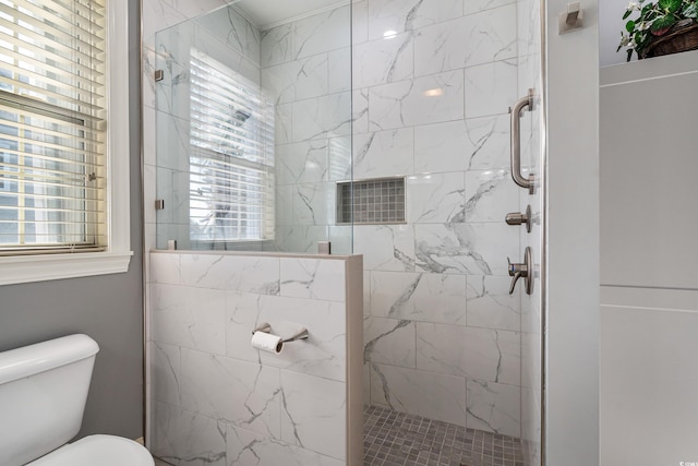 full bathroom with visible vents, a stall shower, and toilet