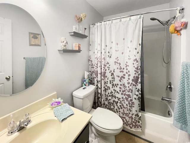 full bath featuring toilet, vanity, and shower / bath combo