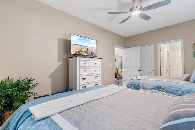 bedroom featuring ceiling fan