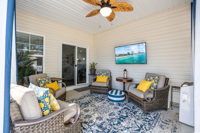 view of patio featuring a ceiling fan