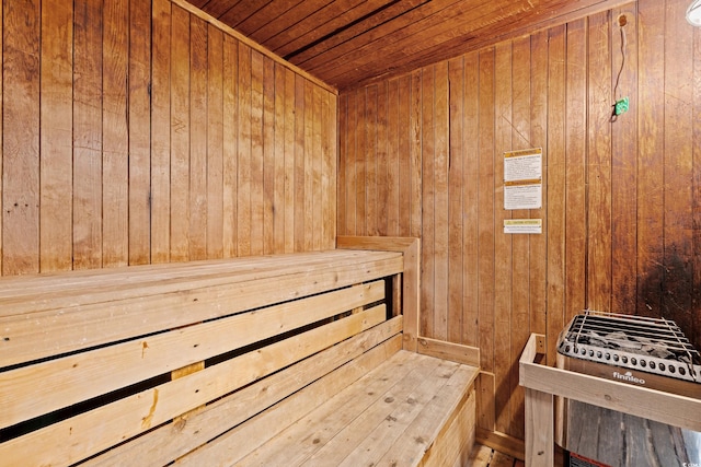 view of sauna / steam room