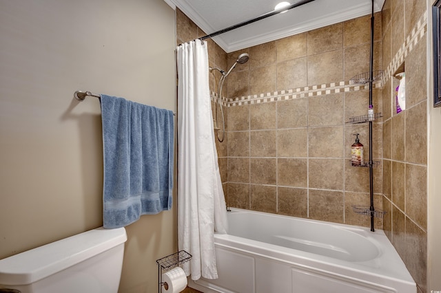 full bath featuring toilet, shower / bath combo, and ornamental molding