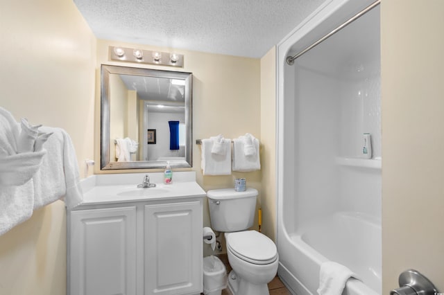 2201 S Ocean Blvd Unit 1707, Myrtle Beach, SC 29577 - bathroom featuring a textured ceiling, toilet, vanity, and shower / bathtub combination