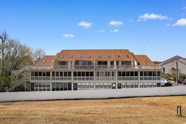 exterior space featuring fence