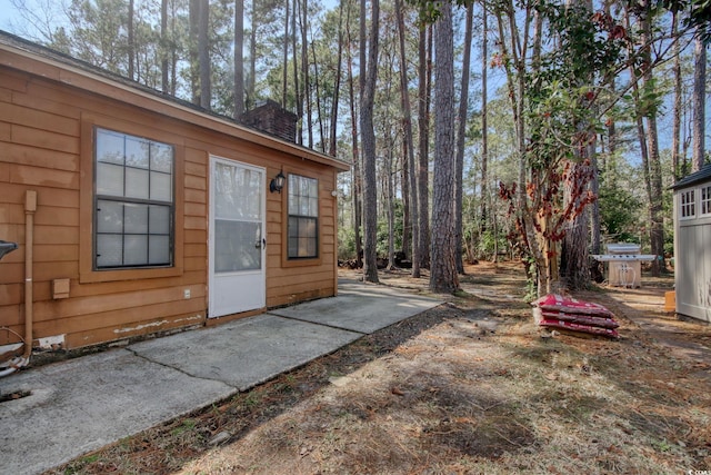 view of outbuilding