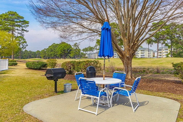 view of patio / terrace featuring outdoor dining area