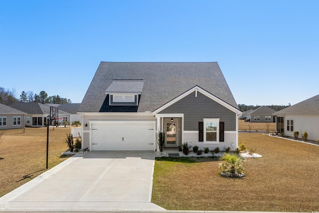 view of front facade with driveway, a front lawn, a garage, and roof with shingles