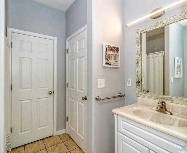 6001-1527 S Kings Hwy, Myrtle Beach, SC 29575 - full bath with tile patterned flooring and vanity