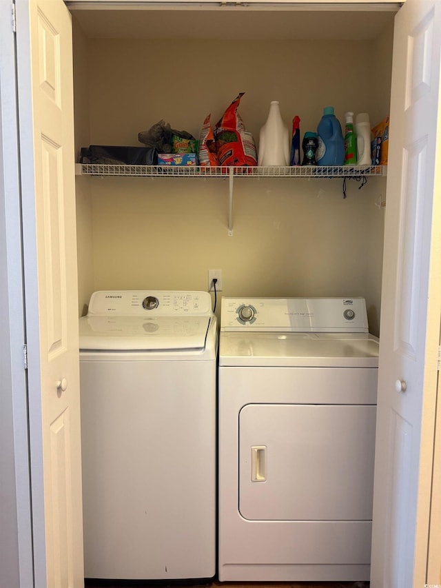 1001 Leatherman Rd, Conway, SC 29527 - laundry area with washer and dryer