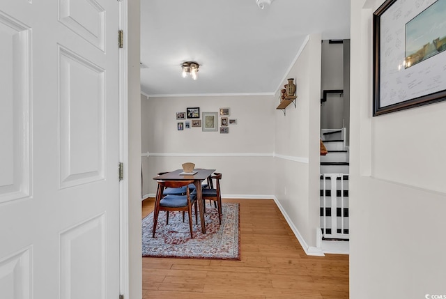 2629 Scarecrow Way, Myrtle Beach, SC 29579 - dining room featuring light wood-style flooring, baseboards, and ornamental molding