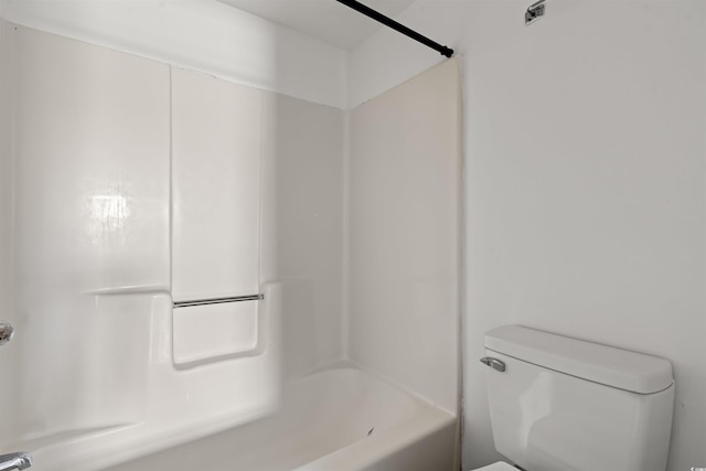 6850 Blue Heron Blvd Unit 205, Myrtle Beach, SC 29588 - bathroom featuring bathing tub / shower combination and toilet