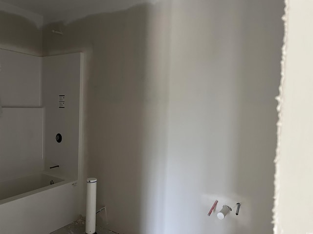 full bath featuring tub / shower combination