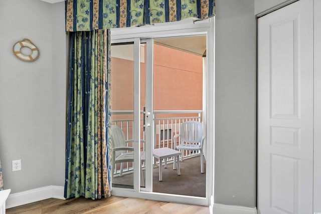 2801 S Ocean Blvd # 231, North Myrtle Beach, SC 29582 - entryway with wood finished floors and baseboards