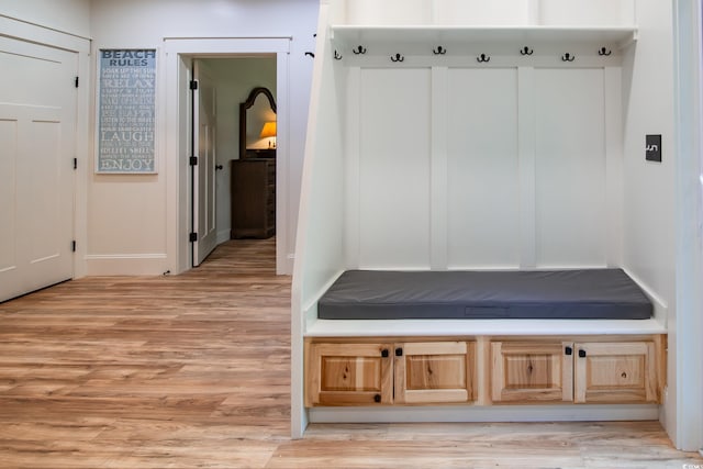 224 Oak Bay Dr, Georgetown, SC 29440 - mudroom with light wood-style flooring and baseboards