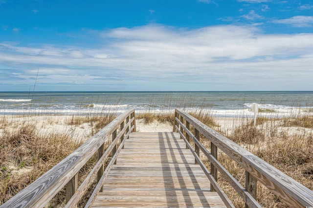 192 Berkshire Loop, Pawleys Island, SC 29585 - view of home's community featuring view of water and beach