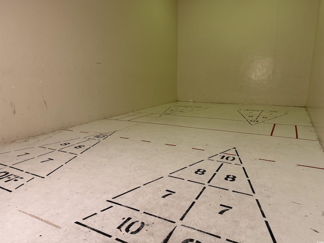 2001 S Ocean Blvd Unit 621, Myrtle Beach, SC 29577 - interior space with shuffleboard