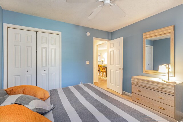 478 Pinehurst Ln Unit 17D, Pawleys Island, SC 29585 - bedroom featuring a closet, a ceiling fan, and carpet