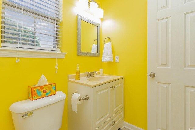 478 Pinehurst Ln Unit 17D, Pawleys Island, SC 29585 - half bath with toilet and vanity