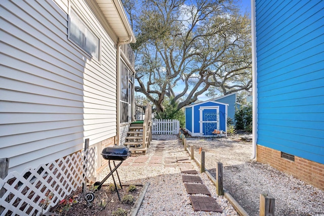 600-B 43rd Ave S, North Myrtle Beach, SC 29582 - view of yard with a shed