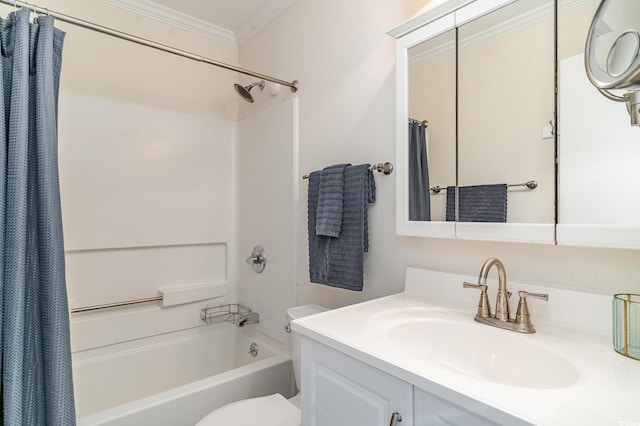 bathroom featuring toilet, shower / bath combo, crown molding, and vanity
