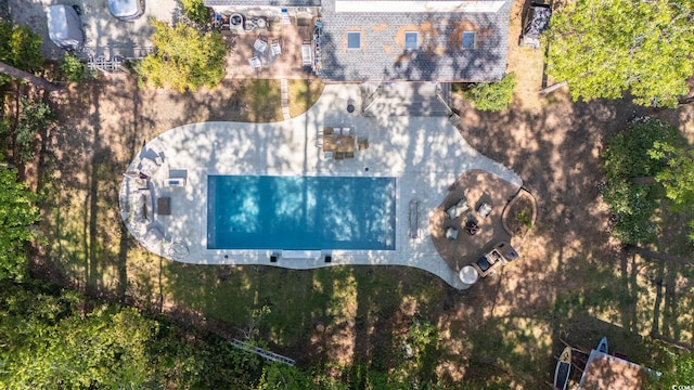 aerial view of property and surrounding area