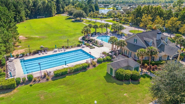 drone / aerial view of a pool area