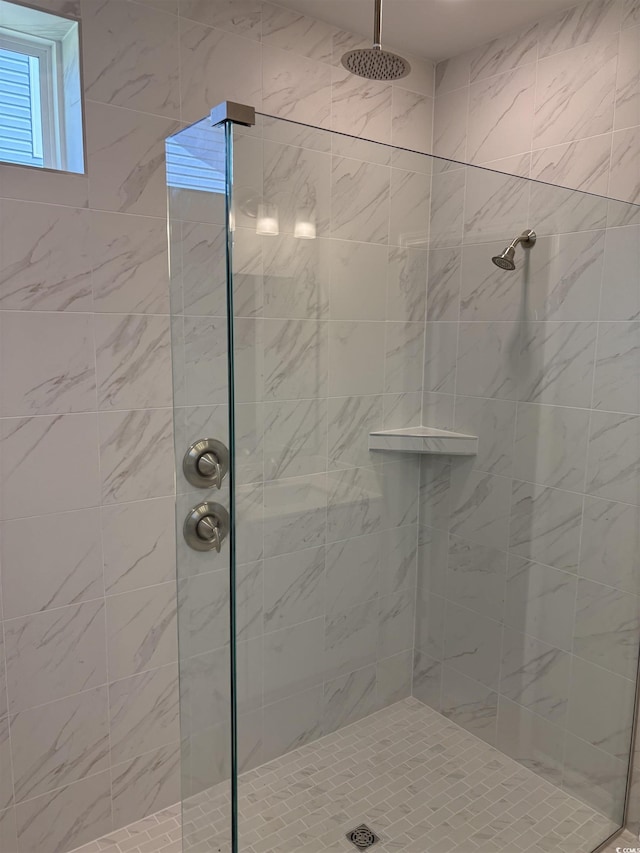 5504 Shelly Lynn Dr, Myrtle Beach, SC 29579 - full bathroom with a stall shower