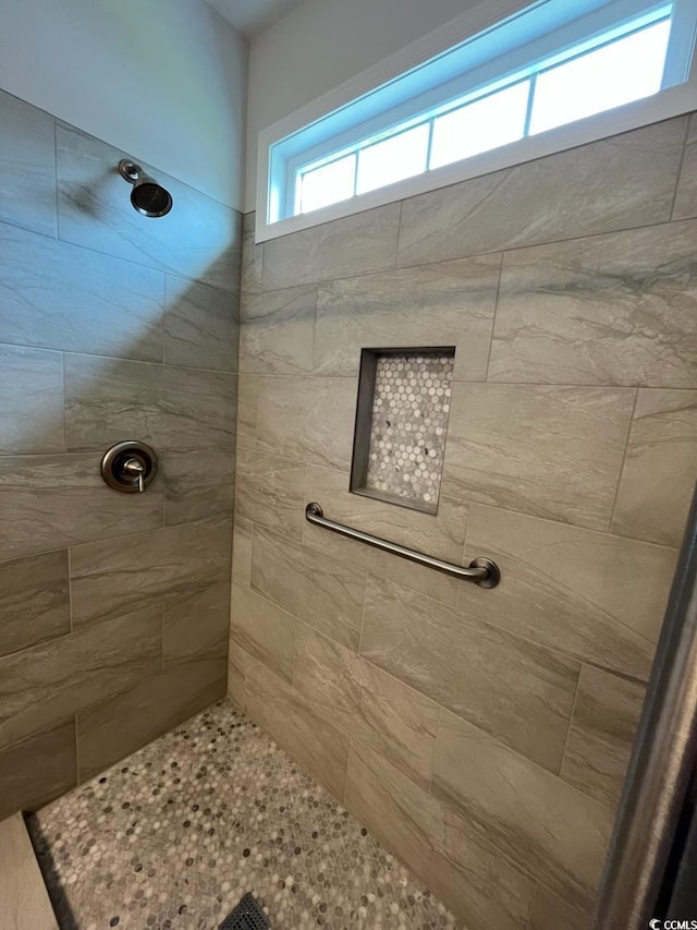 361 Rycola Cir, Myrtle Beach, SC 29575 - bathroom with a tile shower