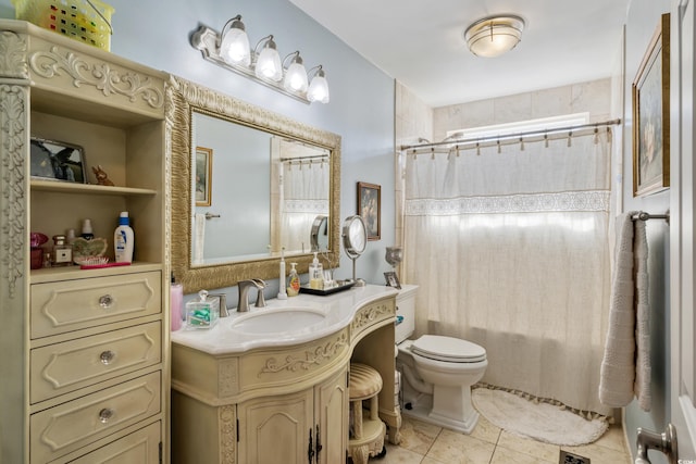 full bath with shower / bath combo with shower curtain, toilet, tile patterned flooring, and vanity