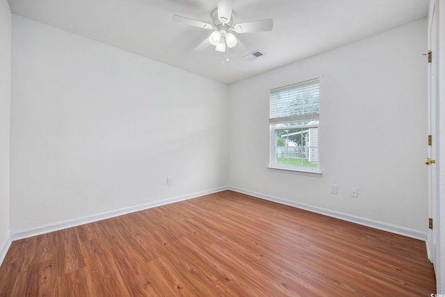 363 Junco Cir, Longs, SC 29568 - spare room featuring light wood finished floors, visible vents, baseboards, and ceiling fan