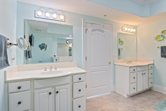 2180 Waterview Dr Unit 733, North Myrtle Beach, SC 29582 - full bath with two vanities and baseboards
