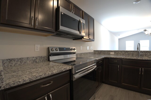 1502 Hardwick Rd, Conway, SC 29526