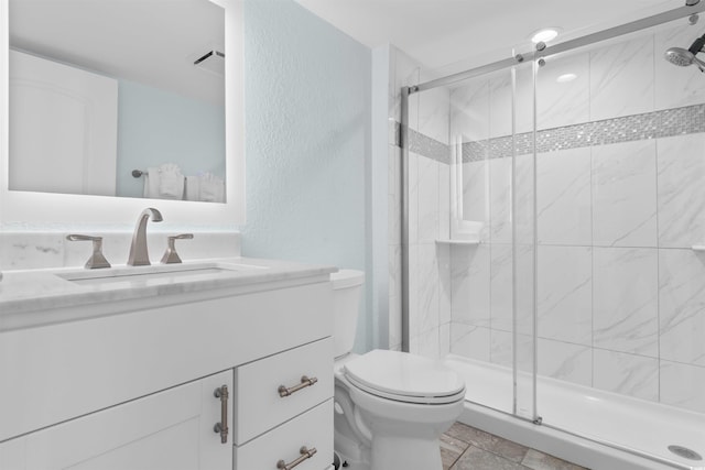 9550 Shore Dr Unit 1026, Myrtle Beach, SC 29572 - full bath featuring toilet, vanity, a stall shower, and a textured wall