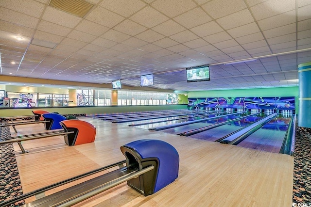 1105 S Ocean Blvd Unit 502, Myrtle Beach, SC 29577 - rec room with bowling and wood finished floors