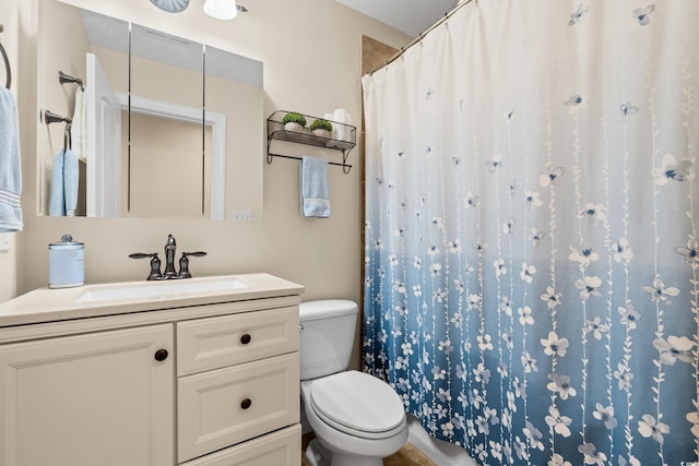 2039 Woodburn Dr, Myrtle Beach, SC 29579 - full bath with toilet, vanity, and curtained shower
