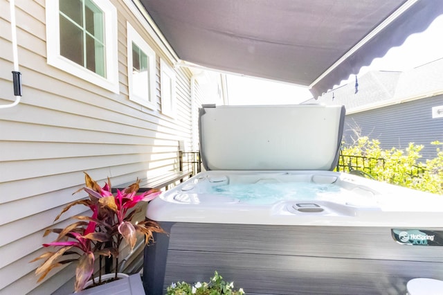 402 Bumble Cir, Murrells Inlet, SC 29576 - exterior space featuring a hot tub