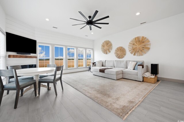 35 Red Skiff Ln Unit 35, Pawleys Island, SC 29585 - living room with ceiling fan, wood finished floors, and recessed lighting
