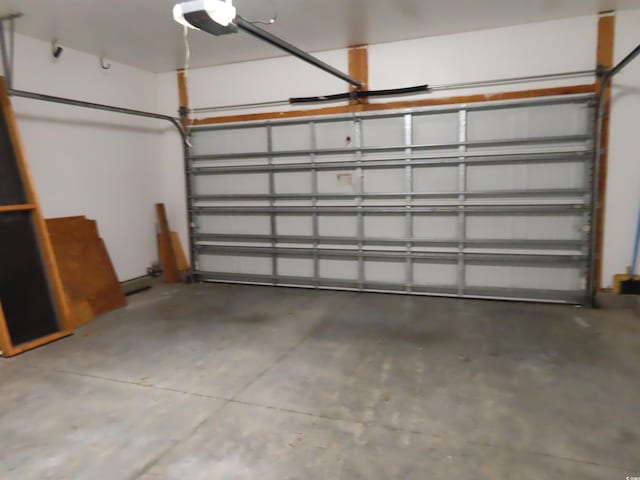 819 Brookline Dr, Myrtle Beach, SC 29579 - garage with a garage door opener