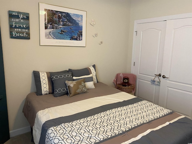 bedroom with a closet