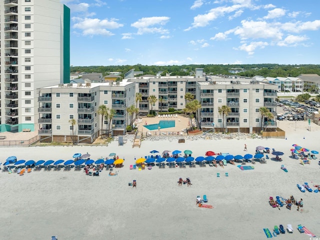 view of apartment building / complex