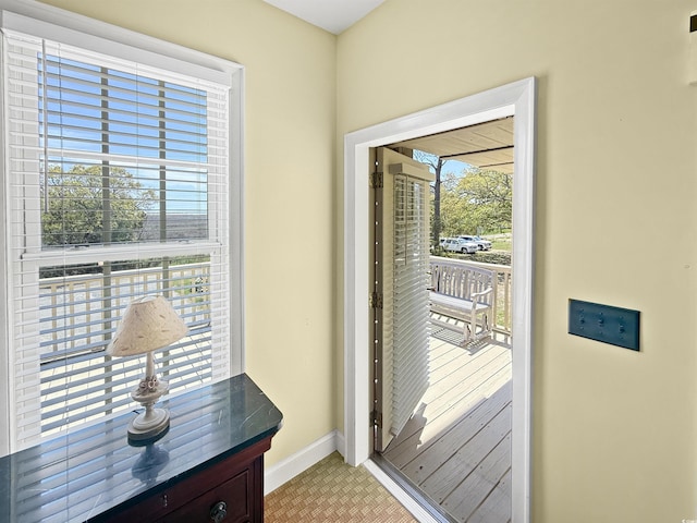 147 Brown Pelican Loop, Pawleys Island, SC 29585 - entryway with baseboards