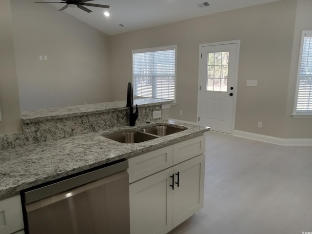 525 Vineland Dr, Whiteville, NC 28472 - photo 10
