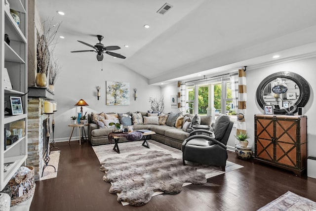 living area with wood finished floors, lofted ceiling, a ceiling fan, recessed lighting, and baseboards