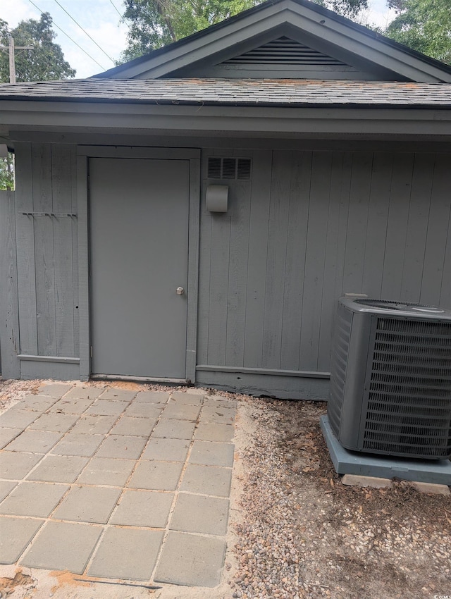 880 Briarwood Dr, Myrtle Beach, SC 29572 - view of garage