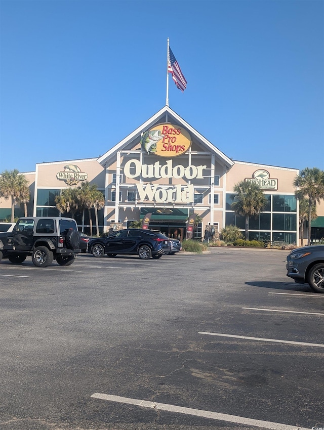 880 Briarwood Dr, Myrtle Beach, SC 29572 - view of commercial property with uncovered parking