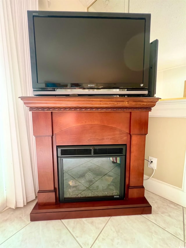 6000 Ocean Blvd N Unit 108, North Myrtle Beach, SC 29582 - detailed view of a glass covered fireplace