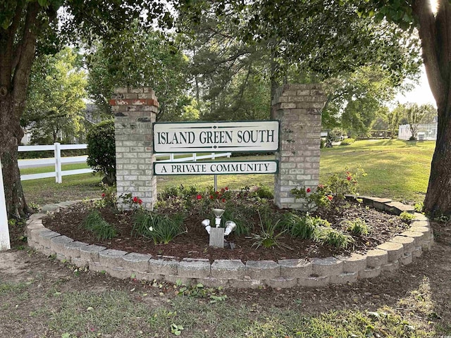 1516 Saint George Ln, Myrtle Beach, SC 29588 - community / neighborhood sign featuring fence and a yard