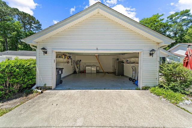 1516 Saint George Ln, Myrtle Beach, SC 29588 - detached garage with freestanding refrigerator